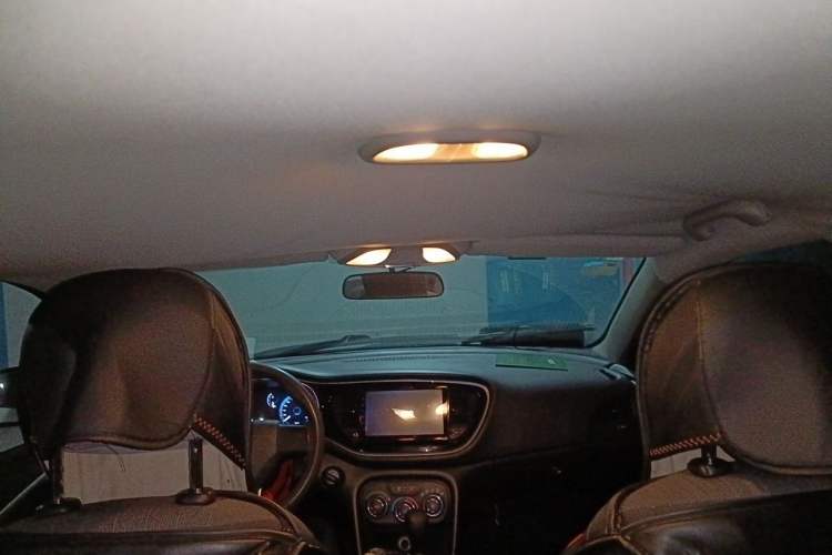 Used Fiat Viaggio 2015 1.4T Automatic Enjoyment Edition Headliner