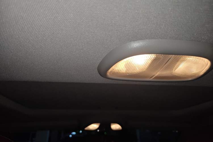 Used Fiat Viaggio 2015 1.4T Automatic Jingxiang Edition Headliner