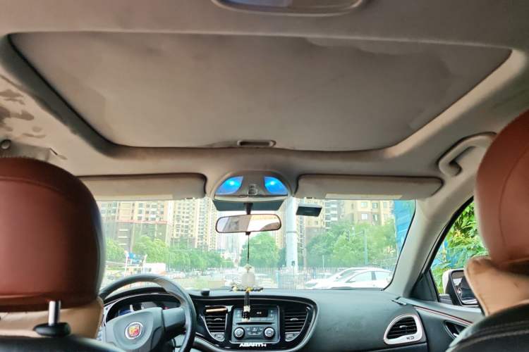 Used Fiat Viaggio 2015 1.4T Automatic Jingxiang Edition Headliner