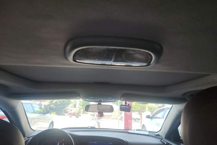 Used Fiat Viaggio 2015 1.4T Automatic Jingxiang Edition Headliner