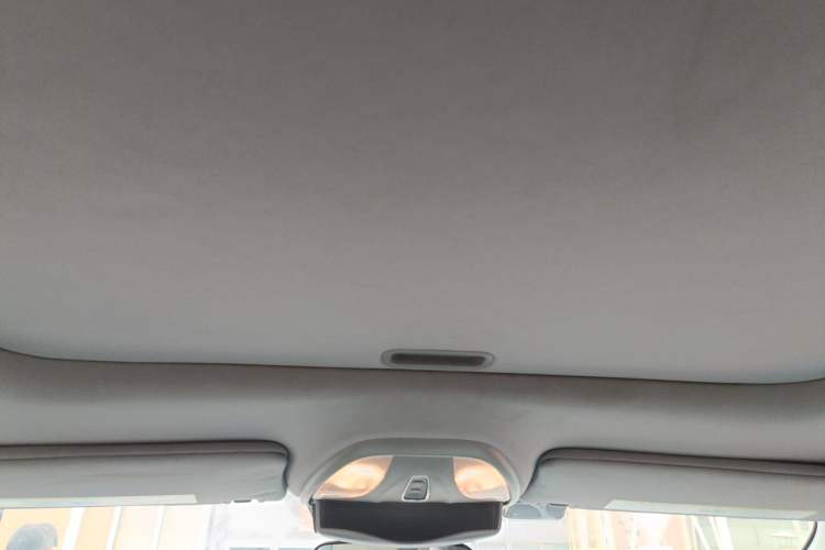 Used Fiat Viaggio 2015 1.4T Automatic Jingxiang Edition Headliner