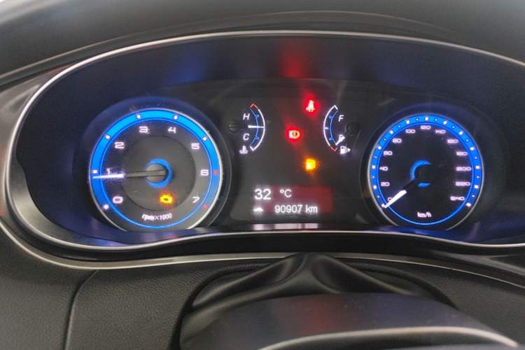 Used Fiat Viaggio 2015 1.4T Manual Enjoyment Edition Instrument Cluster