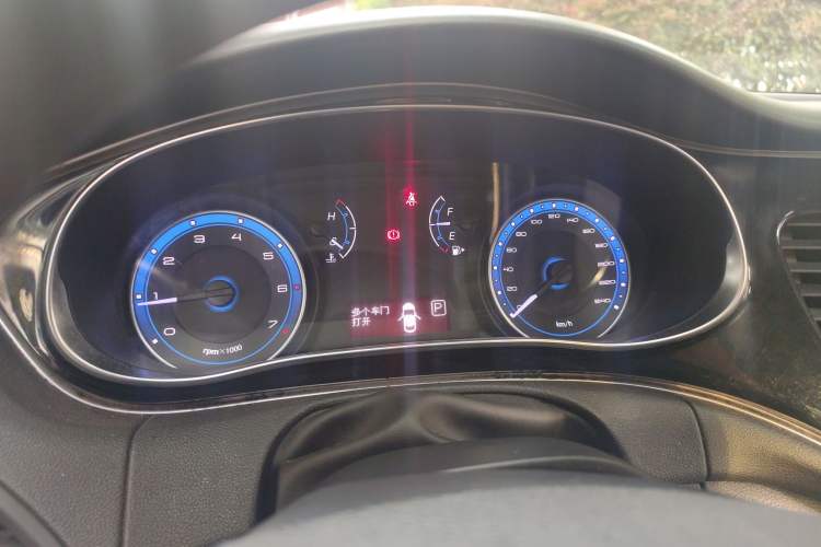 Used Fiat Viaggio 2015 1.4T Automatic Enjoyment Edition Instrument Cluster