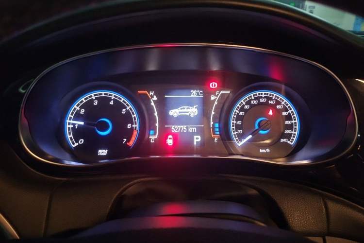 Used Fiat Viaggio 2015 1.4T Automatic Luxury Edition Instrument Cluster