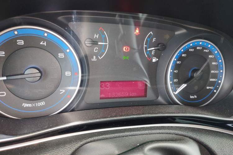 Used Fiat Viaggio 2015 1.4T Automatic Enjoyment Edition Instrument Cluster