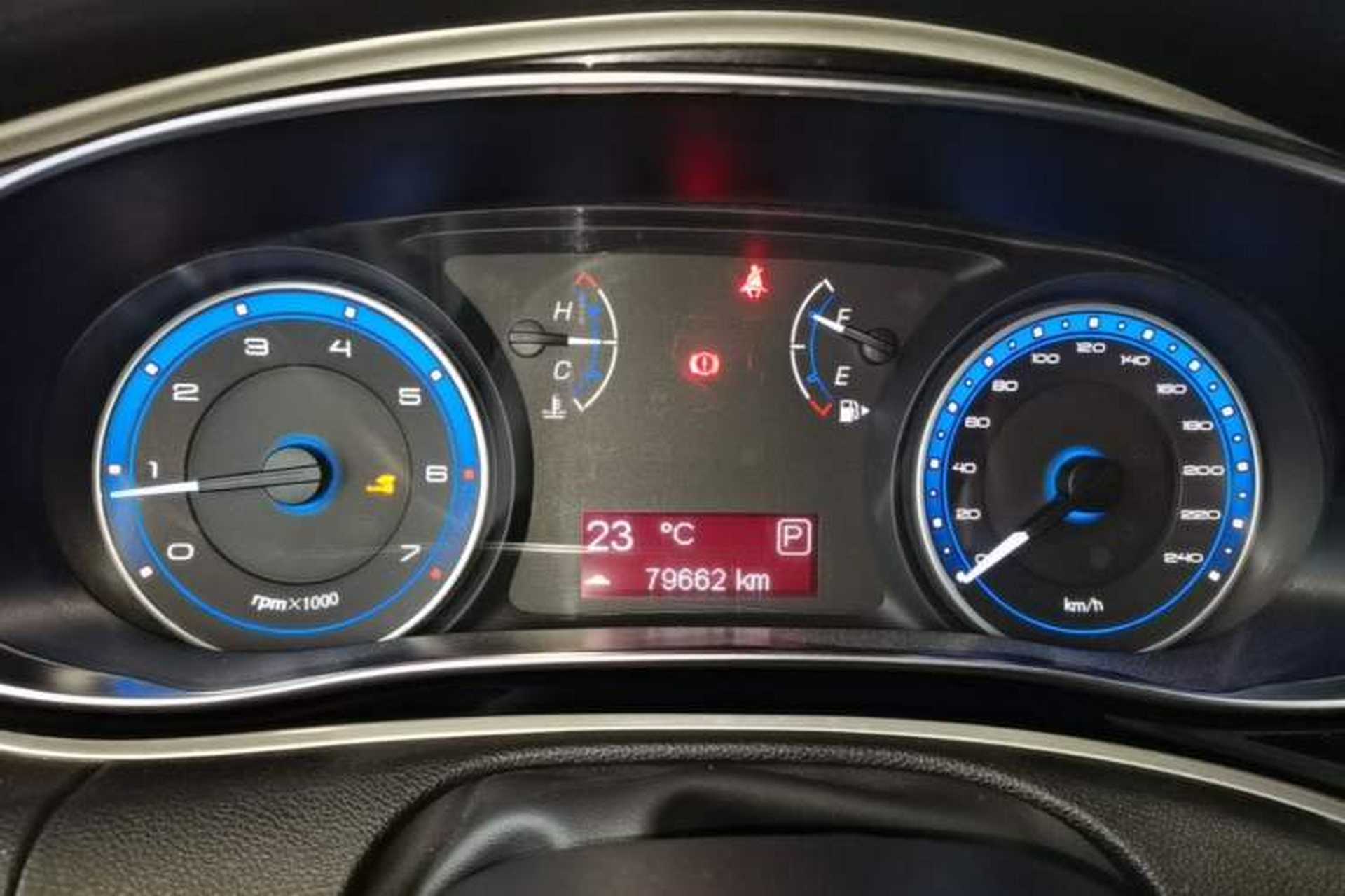 Used Fiat Viaggio 2015 1.4T Automatic Enjoyment Edition Instrument Cluster