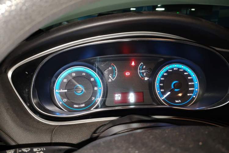 Used Fiat Viaggio 2015 1.4T Manual Enjoyment Edition Instrument Cluster