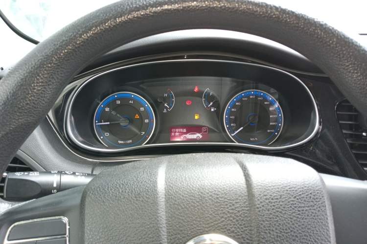 Used Fiat Viaggio 2015 1.4T Automatic Enjoyment Edition Instrument Cluster