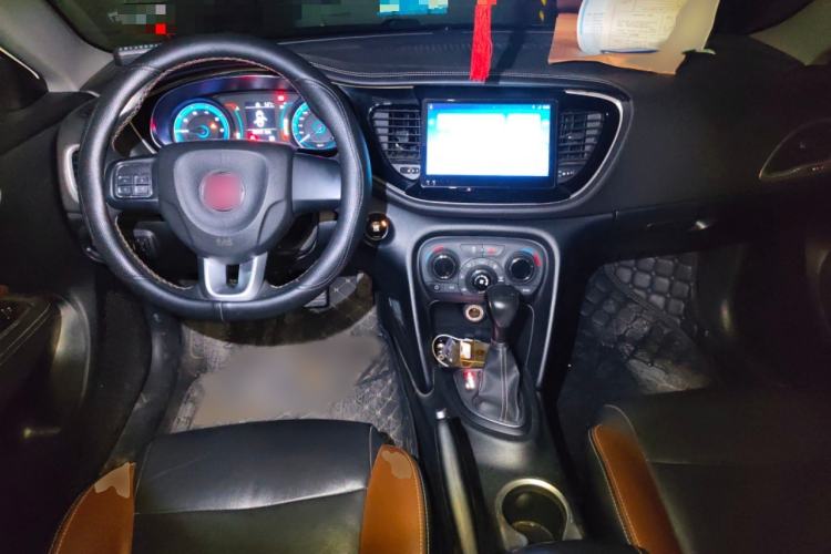 Used Fiat Viaggio 2015 1.4T Automatic Jingxiang Edition Interior 2