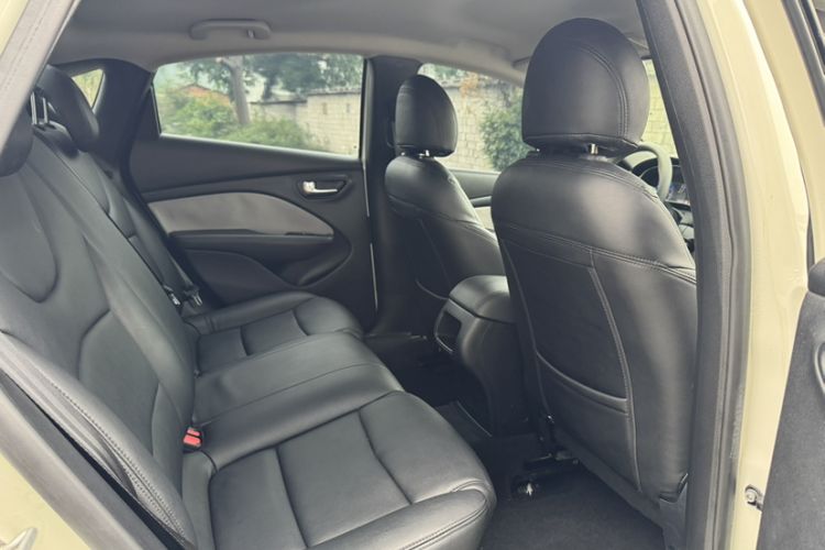 Used Fiat Viaggio 2015 1.4T Automatic Enjoyment Edition Interior 3