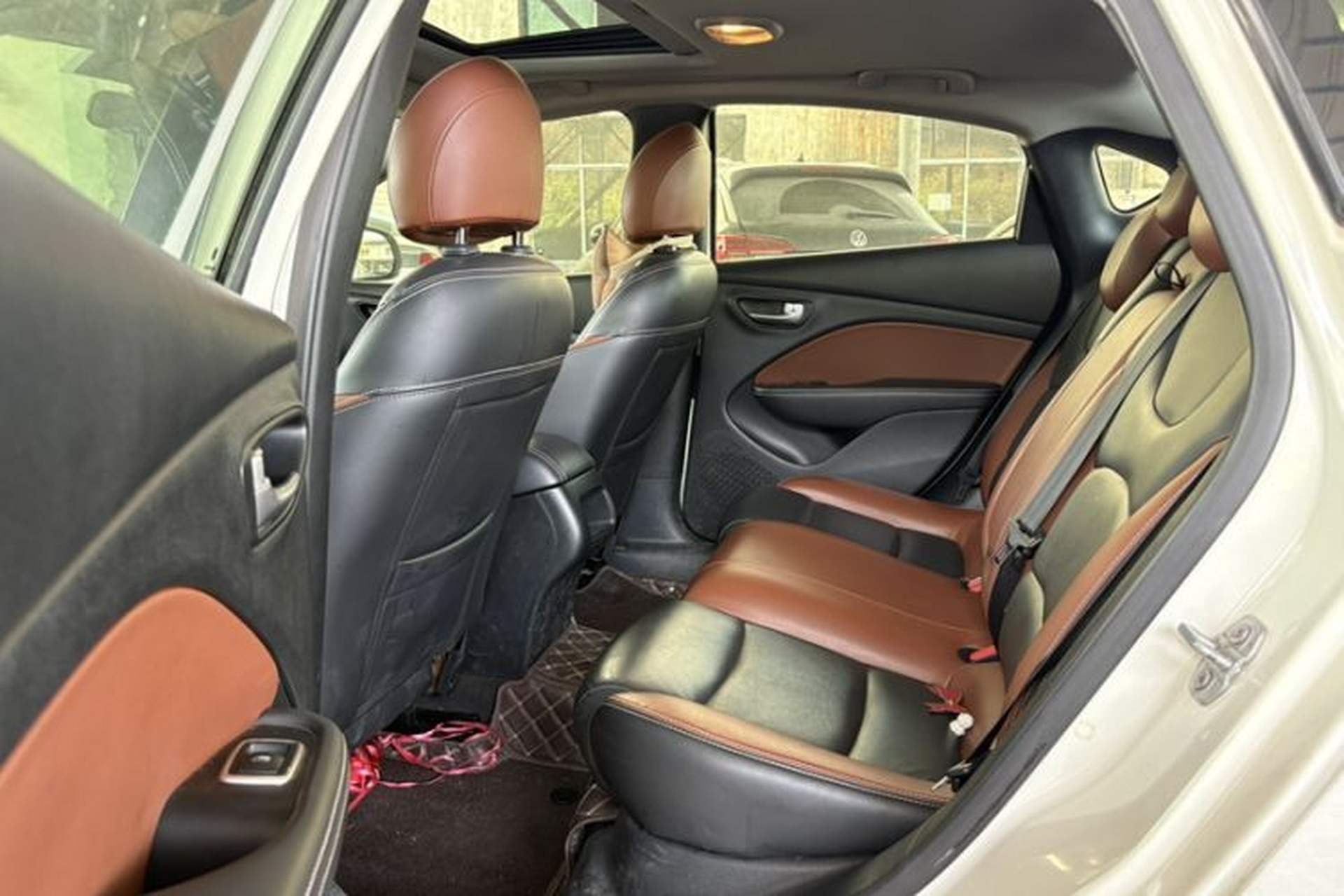 Used Fiat Viaggio 2015 1.4T Automatic Jingxiang Edition Interior 7