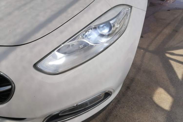 Used Fiat Viaggio 2015 1.4T Automatic Jingxiang Edition Left Front Headlight