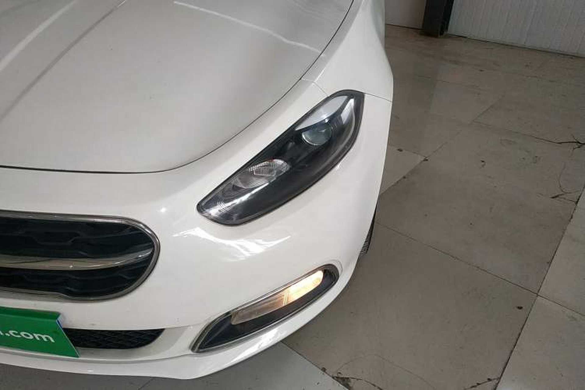 Used Fiat Viaggio 2015 1.4T Automatic Enjoyment Edition Left Front Headlight