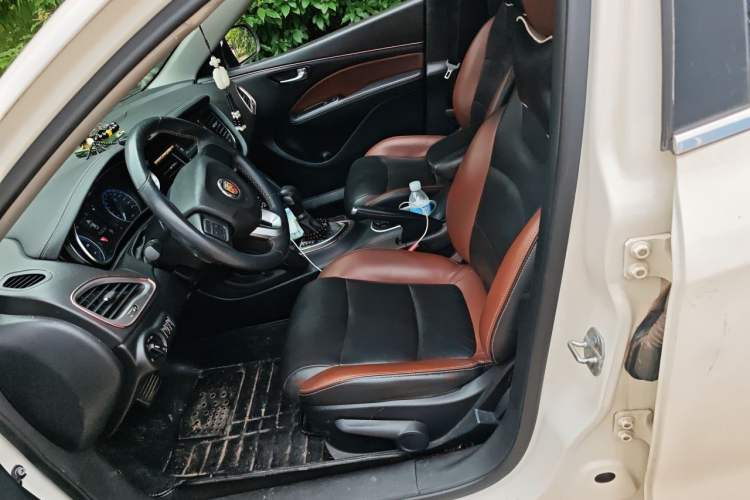 Used Fiat Viaggio 2015 1.4T Automatic Jingxiang Edition Left Front Seat