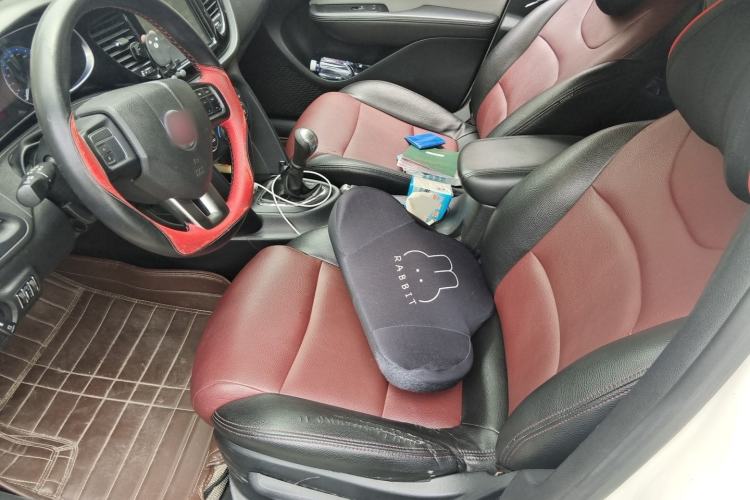 Used Fiat Viaggio 2015 1.4T Manual Enjoyment Edition Left Front Seat