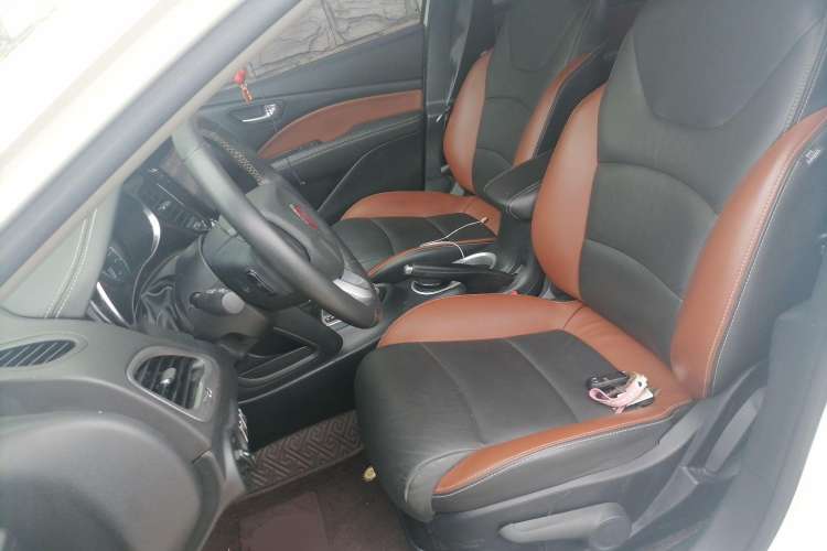 Used Fiat Viaggio 2015 1.4T Automatic Jingxiang Edition Left Front Seat