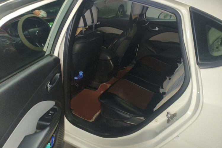 Used Fiat Viaggio 2015 1.4T Automatic Enjoyment Edition Left Rear Seat