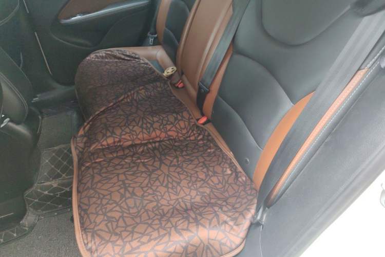 Used Fiat Viaggio 2015 1.4T Manual Jingxiang Edition Left Rear Seat