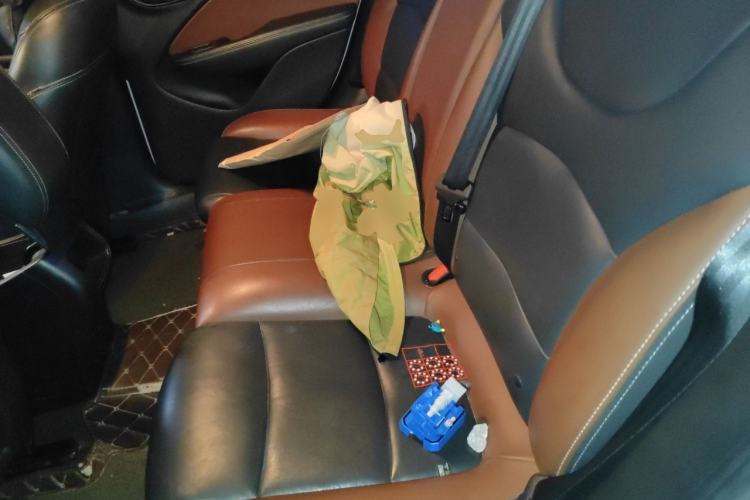 Used Fiat Viaggio 2015 1.4T Automatic Jingxiang Edition Left Rear Seat