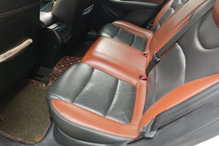 Used Fiat Viaggio 2015 1.4T Automatic Jingxiang Edition Left Rear Seat