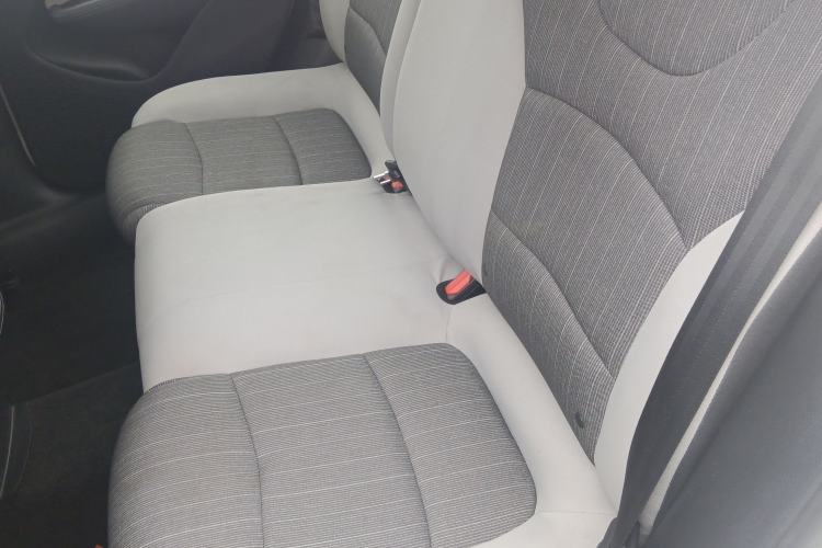 Used Fiat Viaggio 2015 1.4T Automatic Enjoyment Edition Left Rear Seat