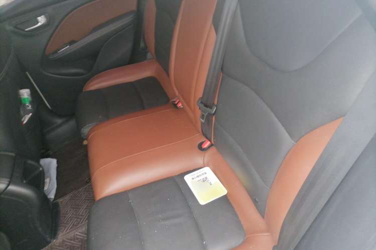 Used Fiat Viaggio 2015 1.4T Automatic Jingxiang Edition Left Rear Seat