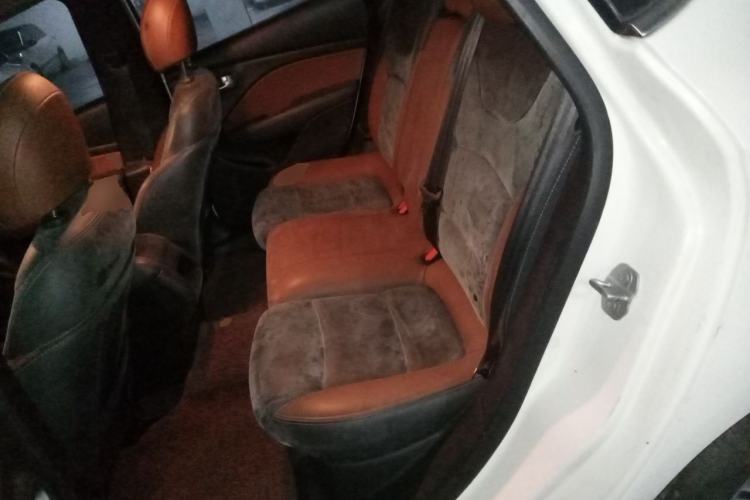 Used Fiat Viaggio 2015 1.4T Automatic Jingxiang Edition Left Rear Seat