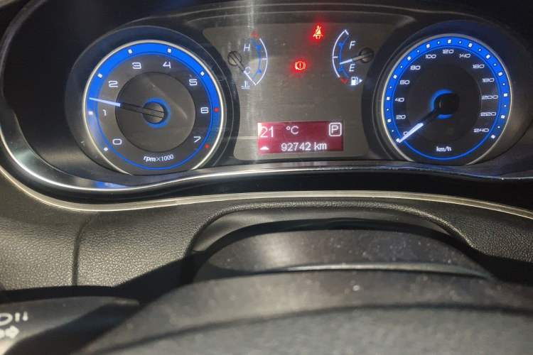 Used Fiat Viaggio 2015 1.4T Automatic Enjoyment Edition Odometer Close Up