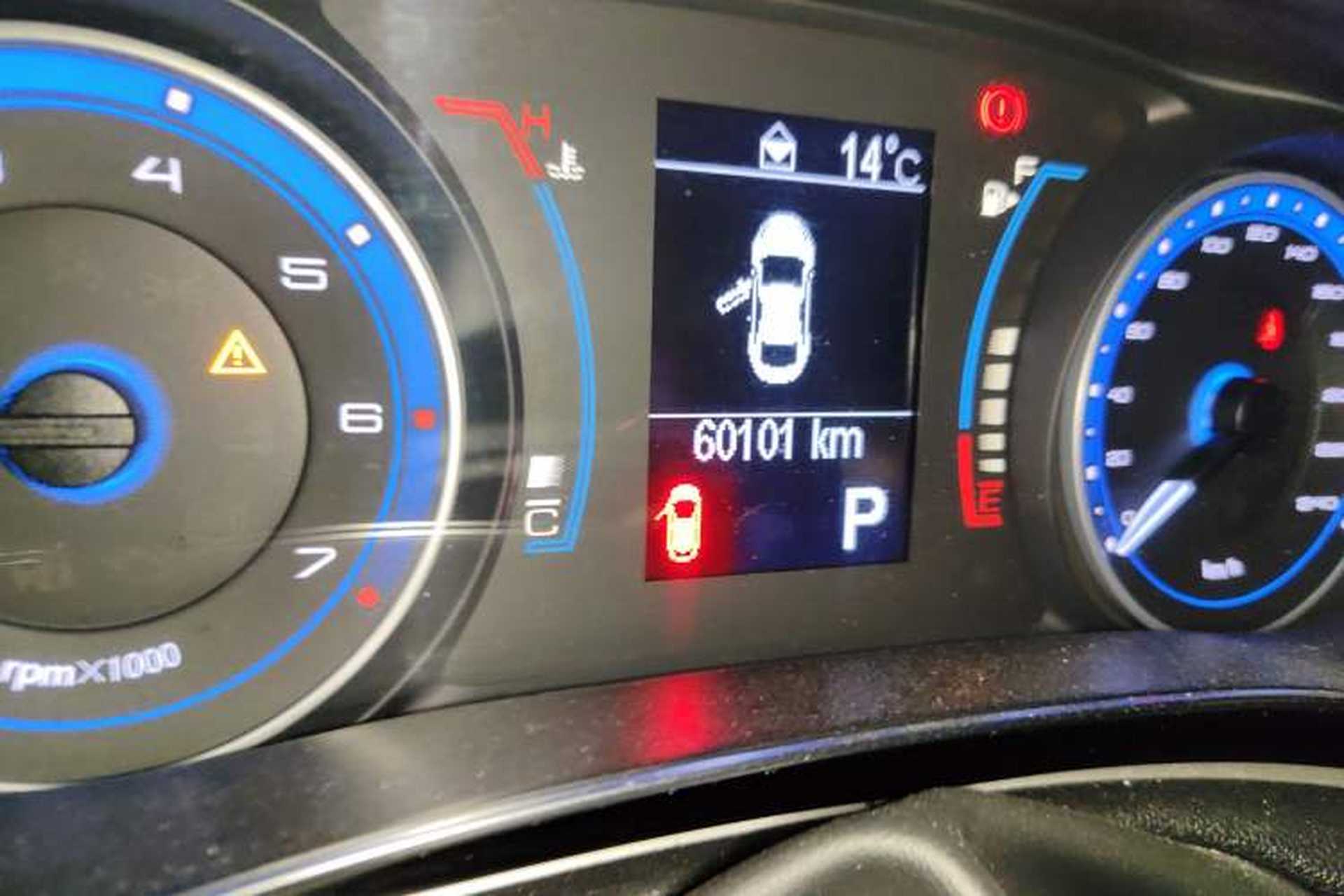 Used Fiat Viaggio 2015 1.4T Automatic Jingxiang Edition Odometer Close Up
