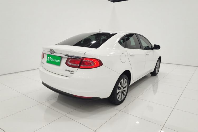 Used Fiat Viaggio 2015 1.4T Manual Enjoyment Edition Rear Right 45 Deg