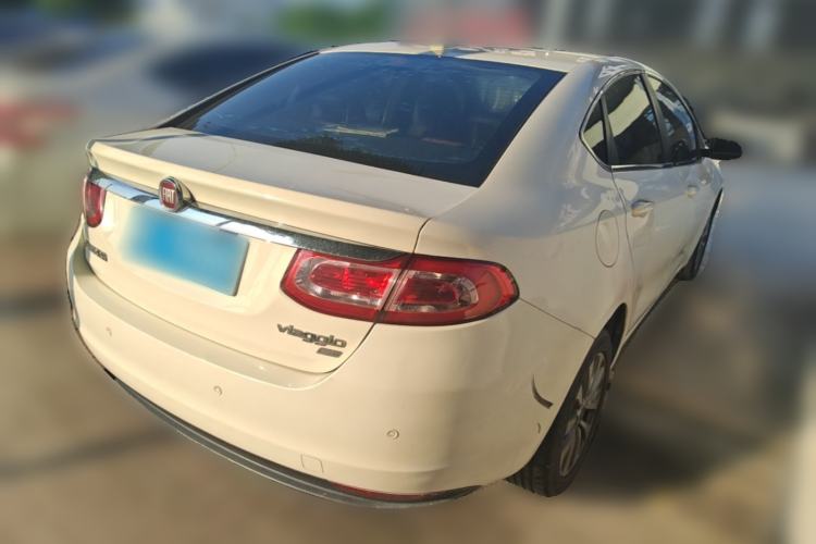 Used Fiat Viaggio 2015 1.4T Automatic Enjoyment Edition Rear Right 45 Deg