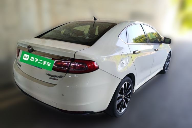 Used Fiat Viaggio 2015 1.4T Automatic Enjoyment Edition Rear Right 45 Deg