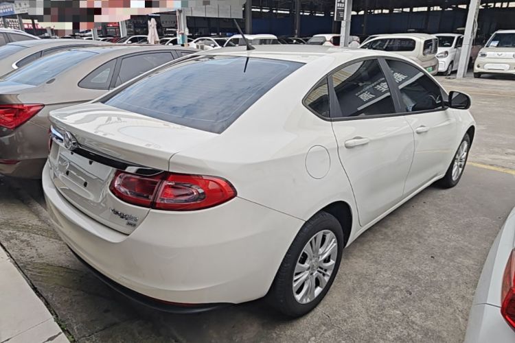 Used Fiat Viaggio 2015 1.4T Automatic Enjoyment Edition Rear Right 45 Deg