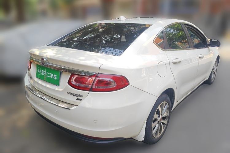 Used Fiat Viaggio 2015 1.4T Automatic Enjoyment Edition Rear Right 45 Deg