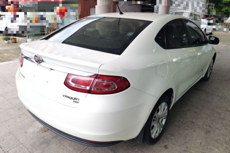 Used Fiat Viaggio 2015 1.4T Automatic Enjoyment Edition Rear Right 45 Deg