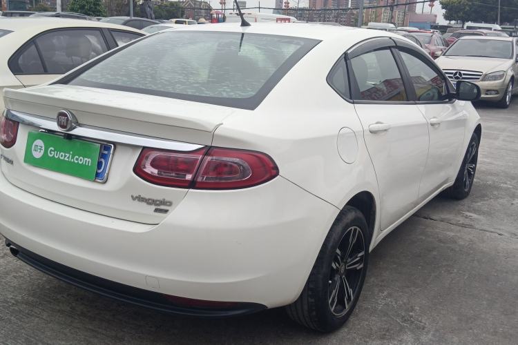 Used Fiat Viaggio 2015 1.4T Automatic Enjoyment Edition Rear Right 45 Deg