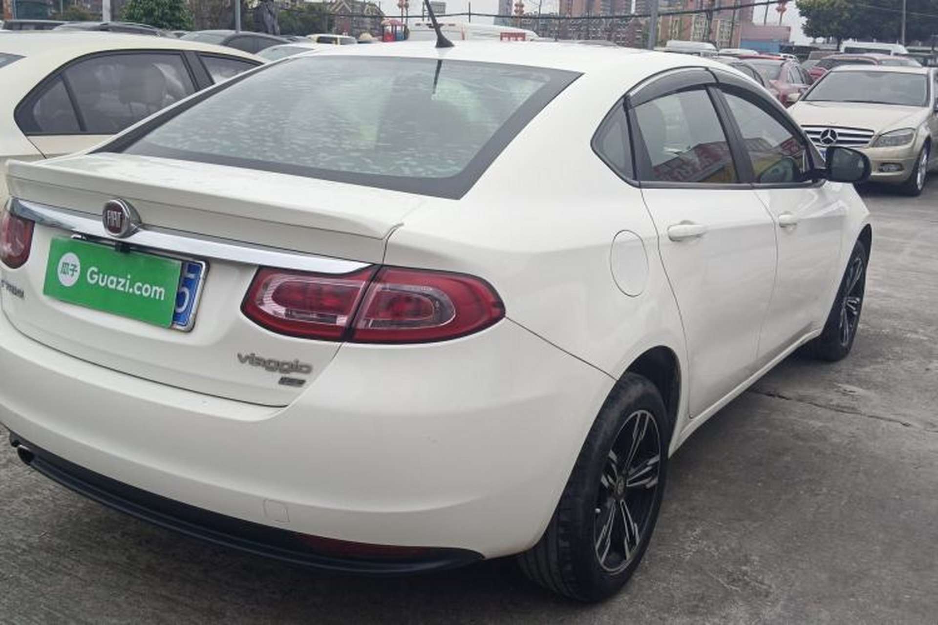 Used Fiat Viaggio 2015 1.4T Automatic Enjoyment Edition Rear Right 45 Deg