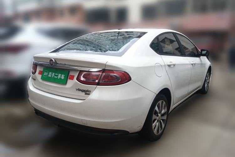 Used Fiat Viaggio 2015 1.4T Automatic Enjoyment Edition Rear Right 45 Deg