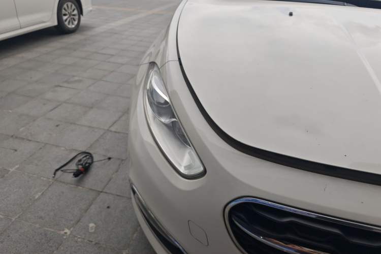 Used Fiat Viaggio 2015 1.4T Automatic Enjoyment Edition Right Front Headlight