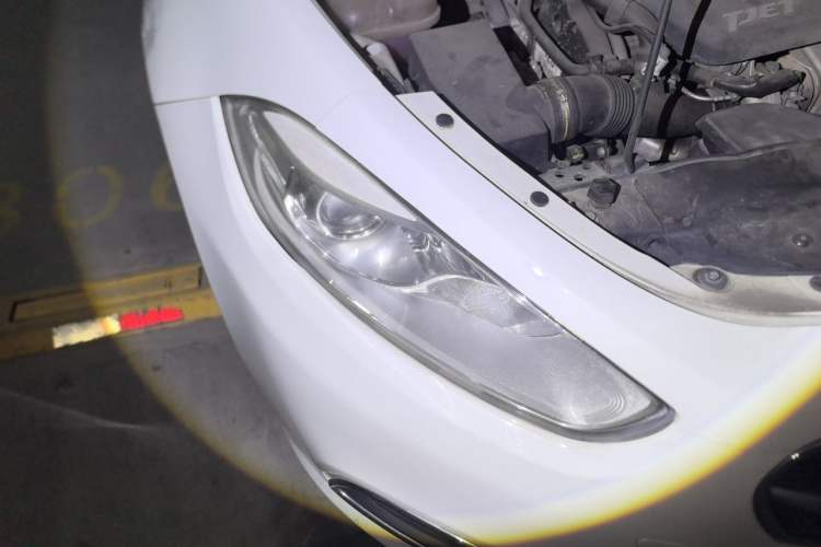 Used Fiat Viaggio 2015 1.4T Automatic Jingxiang Edition Right Front Headlight