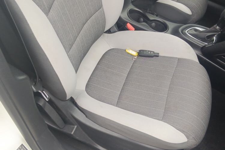 Used Fiat Viaggio 2015 1.4T Automatic Enjoyment Edition Right Front Seat