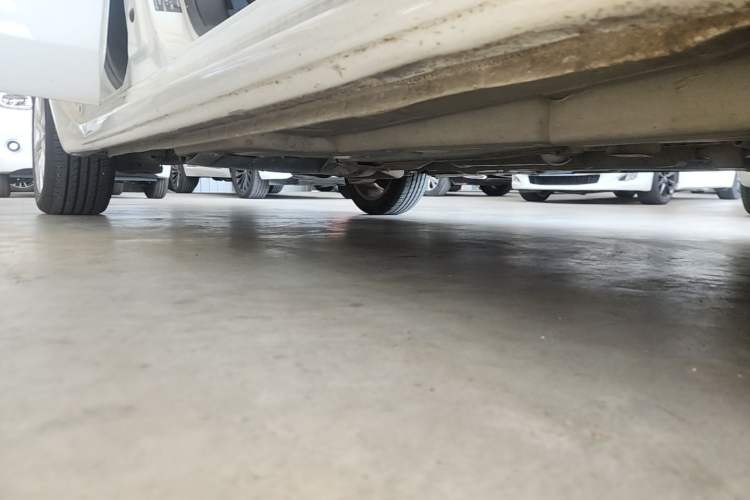 Used Fiat Viaggio 2015 1.4T Automatic Jingxiang Edition Right Side Sill