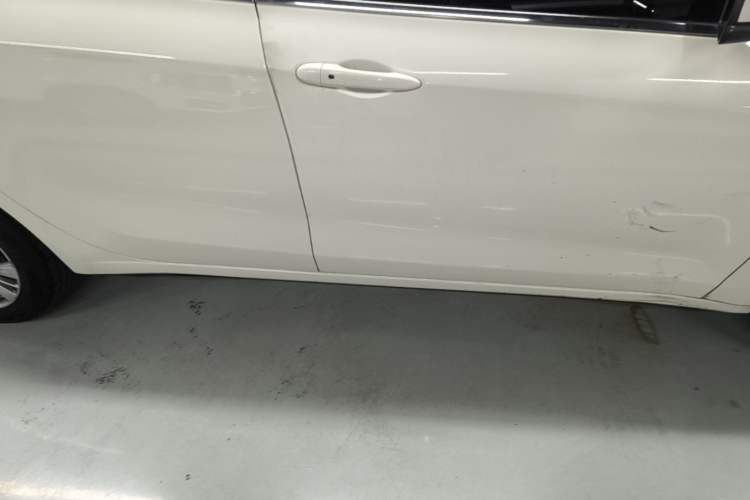 Used Fiat Viaggio 2015 1.4T Automatic Jingxiang Edition Right Side Sill