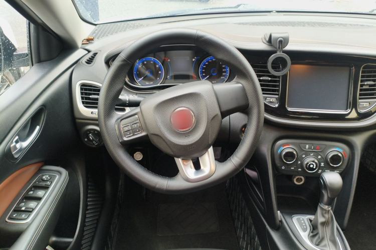 Used Fiat Viaggio 2015 1.4T Automatic Jingxiang Edition Steering Wheel