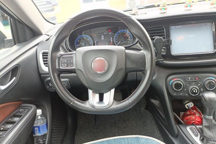 Used Fiat Viaggio 2015 1.4T Automatic Jingxiang Edition Steering Wheel