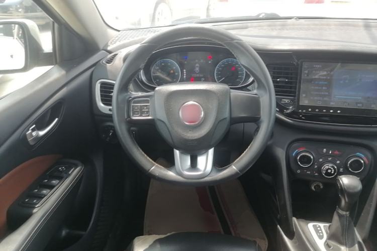 Used Fiat Viaggio 2015 1.4T Automatic Jingxiang Edition Steering Wheel