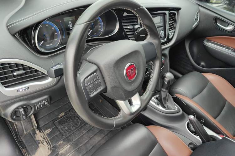 Used Fiat Viaggio 2015 1.4T Automatic Jingxiang Edition Steering Wheel