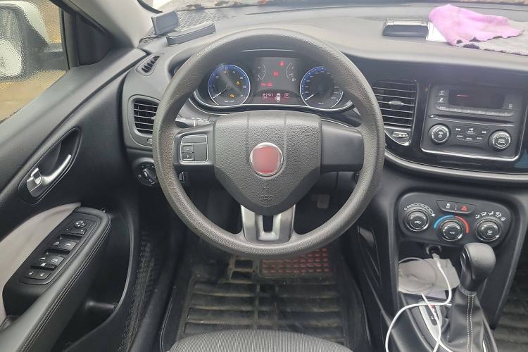 Used Fiat Viaggio 2015 1.4T Automatic Enjoyment Edition Steering Wheel