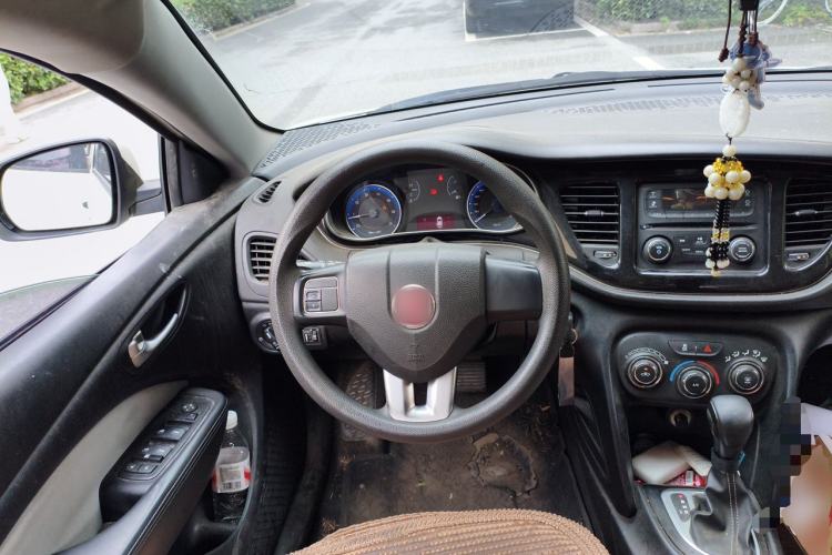 Used Fiat Viaggio 2015 1.4T Automatic Enjoyment Edition Steering Wheel