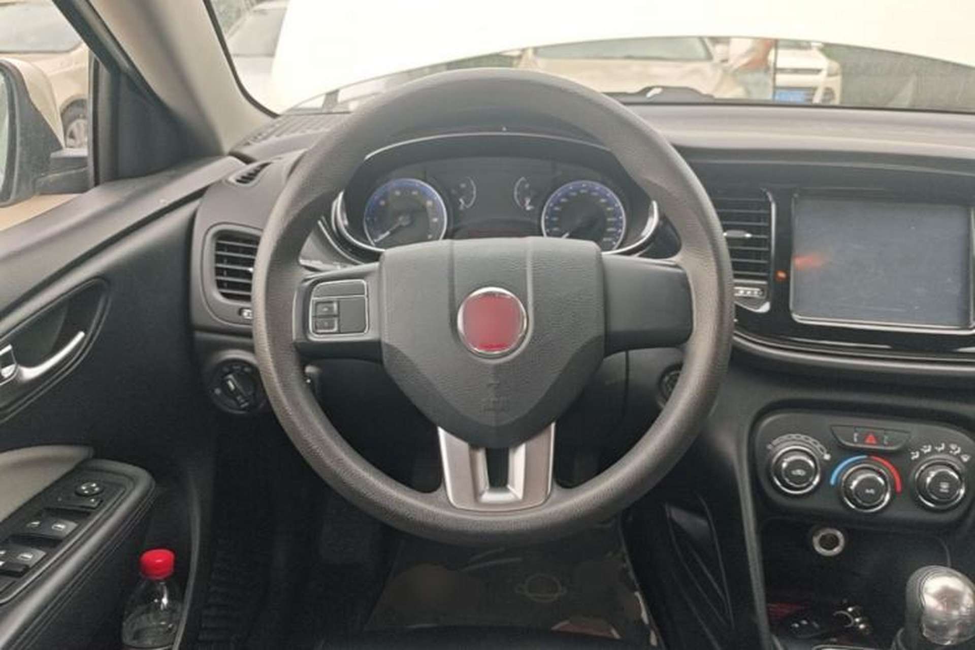 Used Fiat Viaggio 2015 1.4T Manual Enjoyment Edition Steering Wheel